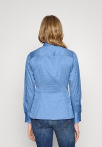 HUGO THE FITTED  - Blusa com botões - medium blue