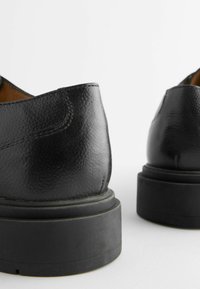 Next Derbies & Richelieus - black