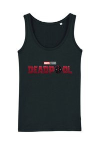 Svart linne i bomull med rund halsringning och ärmlös design. Framsidan har en grafiker med "MARVEL STUDIOS DEADPOOL" i rött och vitt.