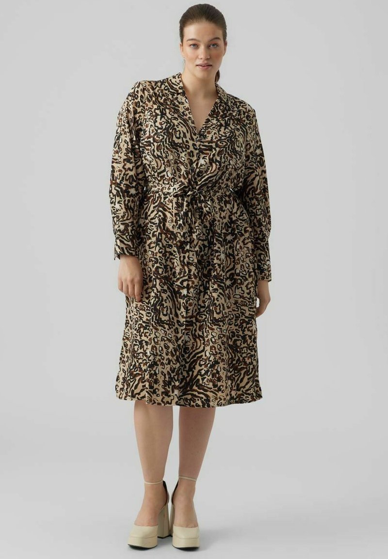 Vero Moda Curve VMLYDIA CALF Särkkleit irish cream/heleroheline