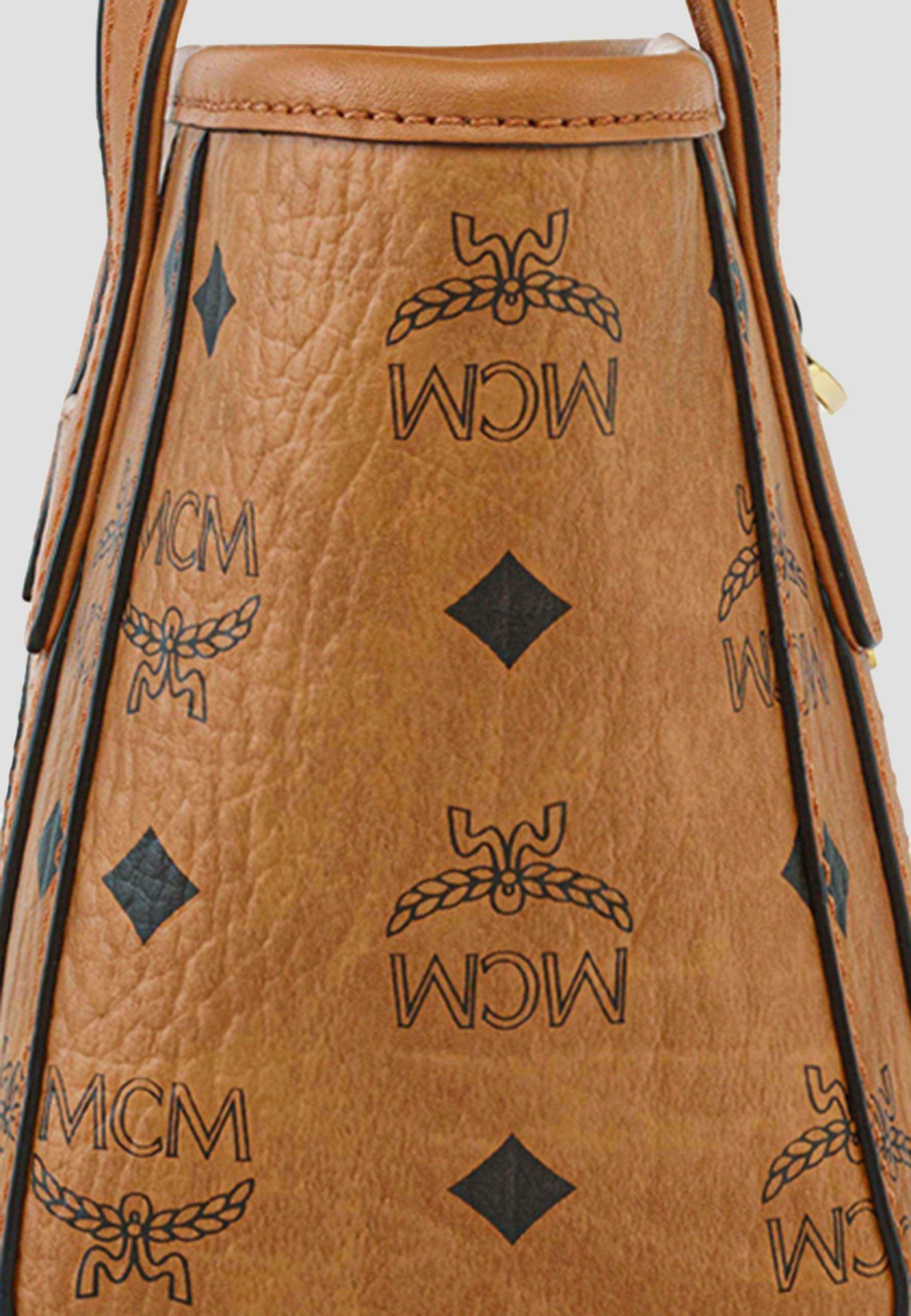 MCM TONI MIT REISSVERSCHLUSS OBEN - Handtasche - cognac - Zalando