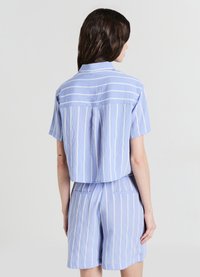 Calliope BERMUDA RIGHE RILIEVO  - Shorts - var celeste