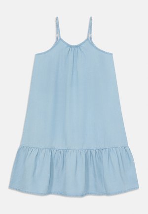 Hellblaues ärmelloses Kleid aus Denim mit gerafftem Ausschnitt und rüschengesäumtem Saum, mit verstellbaren Trägern und lockerer Passform.