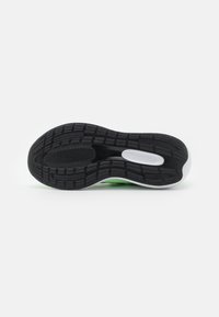 adidas Performance FALCON 3.0 ELASTIC LACE STRAP - Zapatillas running asfalto - green spark/core black/putty grey