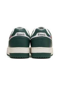 Grüne Leder-Sneaker mit weißen Akzenten, einem flachen Design, gepolstertem Kragen und Etonic-Branding an der Ferse und Zunge. Strukturiertes Gummisohle.