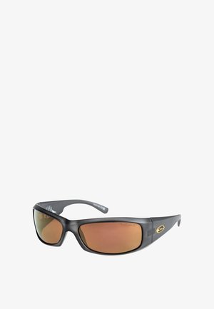 Musta urheilulasit mattapinnalla, ruskeasävyisillä linsseillä ja kaarevilla temppeleillä. Sisältää logon sivussa ja tyylikkään, aerodynaamisen muotoilun.