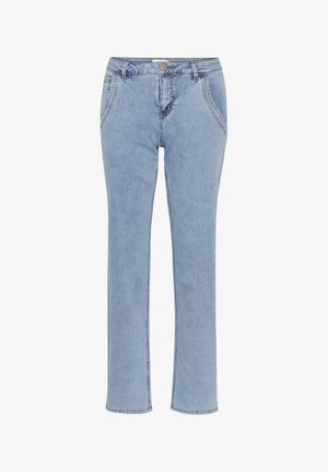 Des jeans en denim bleu clair présentent un design à jambe droite, des poches avant et une fermeture éclair avec un bouton en métal, mettant en avant une texture lisse.