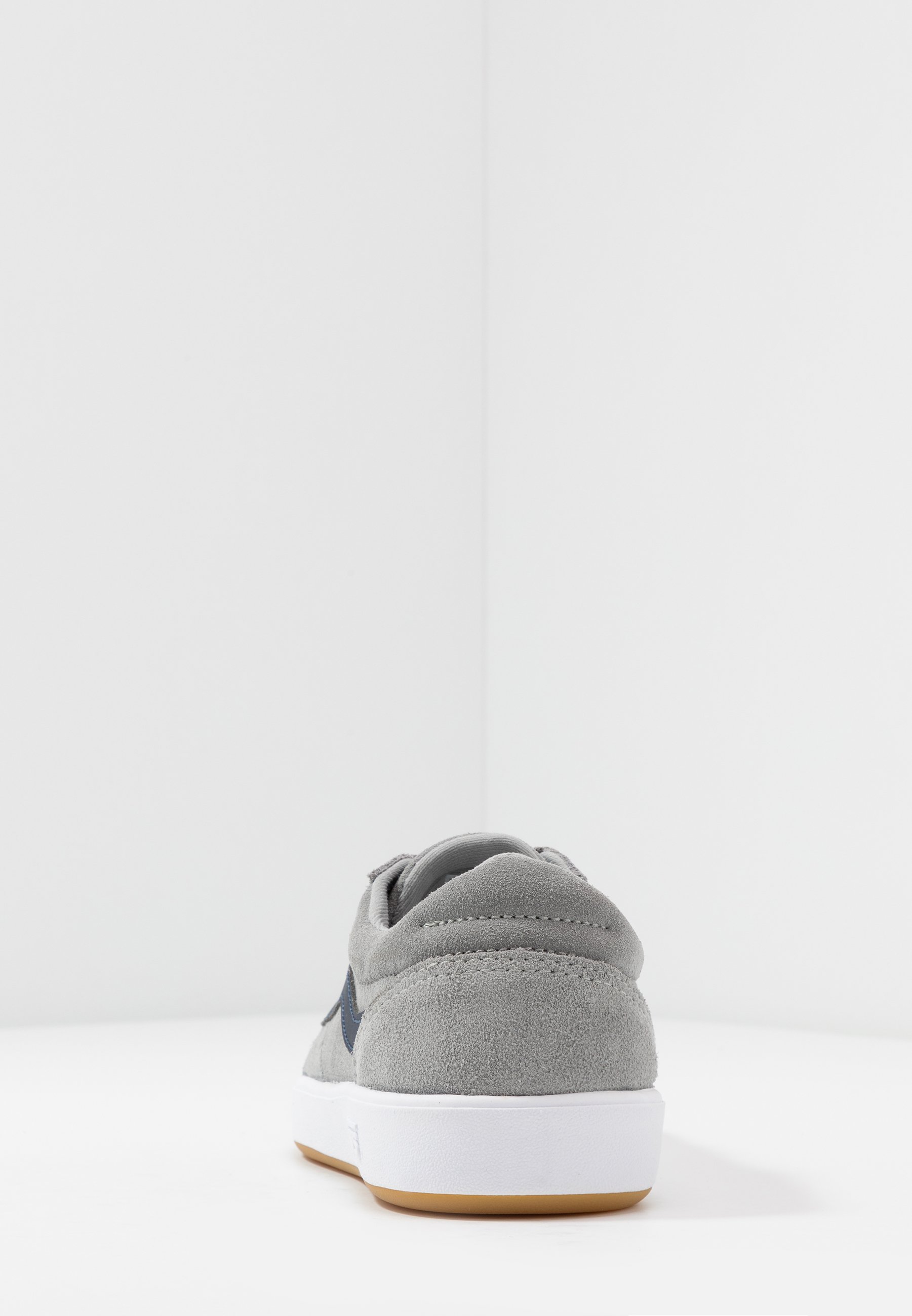 vans grey cruze trainers