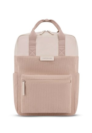 Quadratischer beiger Rucksack mit Cordtasche vorne, zwei oberen Tragegriffen, Reißverschluss vorne und Kapten & Son-Logo auf der oberen Vorderseite.