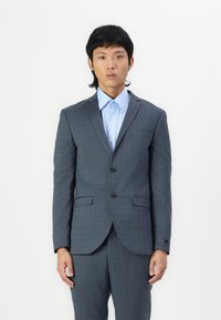 Thumbnail Image 4