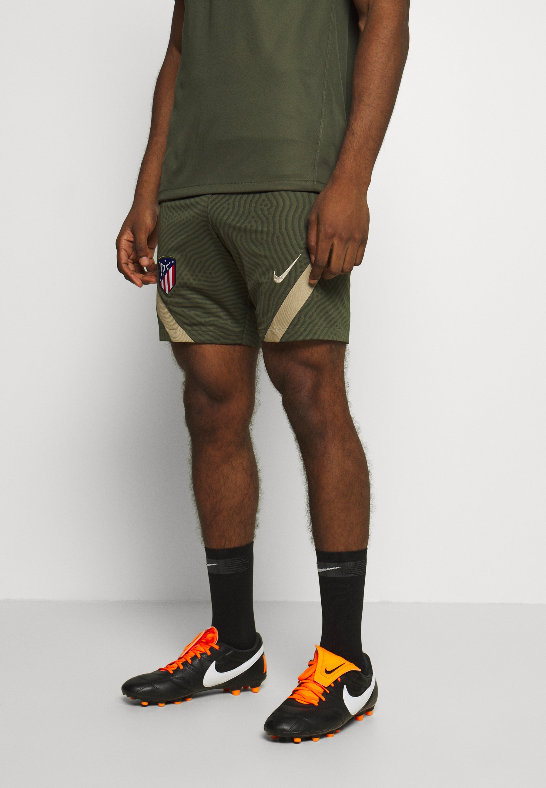 Muestra Aplicado perfil Nike Performance ATLETICO MADRID DRY SHORT - Pantalón corto de deporte - cargo khaki/khaki/verde oliva - Zalando.es Muestra Aplicado perfil Nike Performance ATLETICO MADRID DRY SHORT - Pantalón corto de deporte - cargo khaki/khaki/verde oliva - Zalando.es