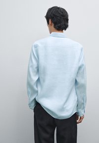 Thumbnail Image 3
