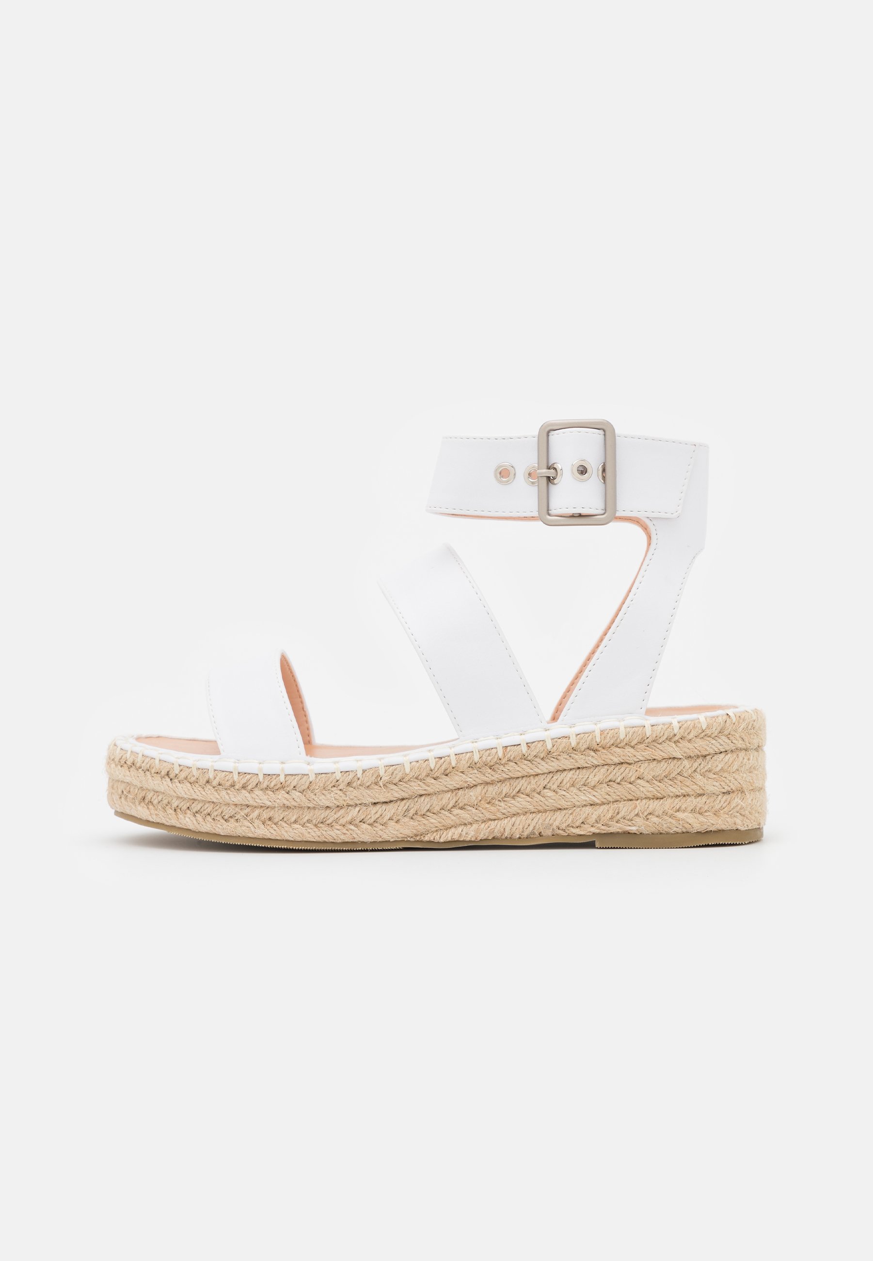 Alpargatas de Glamorous Wide Fit para mujer | FASHIOLA.mx