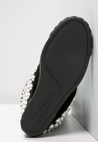 Casadei Botas de tacón - black