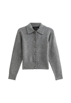 Grijze cardigan met een kraag, knopen aan de voorkant en een geribbelde zoom. Gemaakt van zacht materiaal, heeft het lange mouwen en zes bijpassende knopen.
