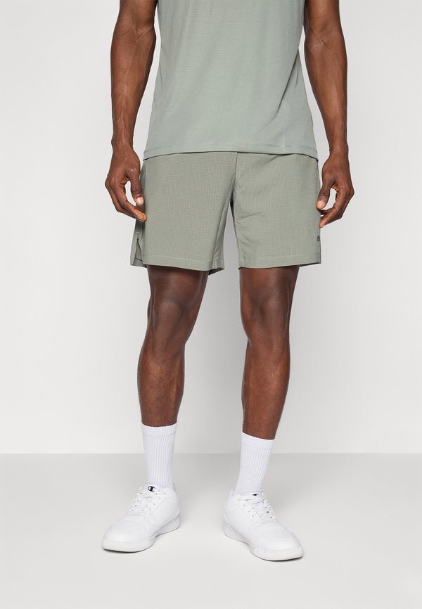 ZIP SHORTS - Sports shorts