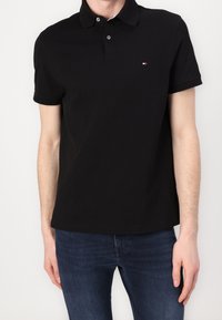 Tommy Hilfiger Piké - black