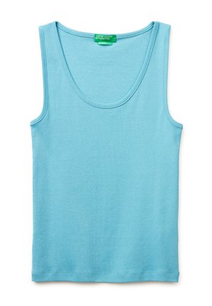Débardeur en coton bleu clair sans manches avec encolure dégagée, avec étiquette verte United Colors of Benetton à l’intérieur du col.