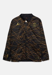 Svart jacka med gula geometriska linjer, dragkedjestängning, två framfickor och logotyper på bröstet. Tillverkad av ett slätt, lätt material.