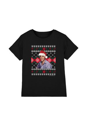 Schwarzes T-Shirt mit festlichem Elvis-Presley-Design, der einen Weihnachtsmannhut trägt, umgeben von festlichen Mustern mit Schneeflocken und Musiknoten.