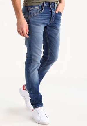 Jeansy Slim Fit