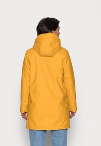 ONLY ONLSALLY RAINCOAT - Casaco de inverno - tawny olive