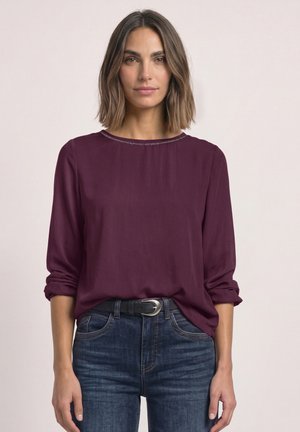 Street One, 2-IN-1 CHIFFON SHIRT WITH BOAT NECK - Blouse - berry maroon