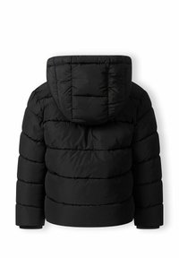 Giacca a vento nera con cappuccio, caratterizzata da un design trapuntato e un'imbottitura spessa. La vista da dietro mostra una superficie liscia e uniforme.