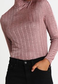 VILA Stickad tröja - light pink