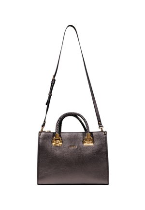 Sac à main en cuir gris avec un design structuré, deux poignées supérieures et une bandoulière amovible. Comprend des accents en métal doré et une poignée tissée.