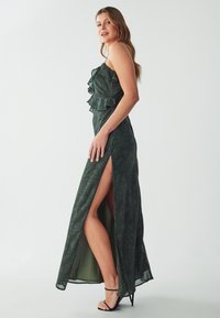 BWLDR SANTINO MAXI DRESS - Ballkleid - khaki snake print