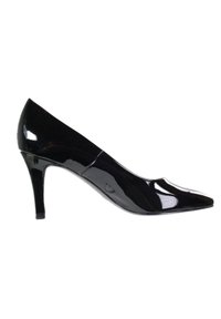 Chaussure escarpin en cuir verni noir avec un bout pointu et un talon aiguille fin, présentant une surface lisse et brillante ainsi qu'un design épuré.