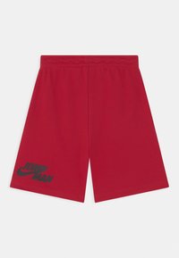Jordan ELEVATED CLASSICS - Pantalón corto de deporte - gym red