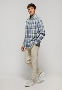 Polo Club LONG SLEEVE CHECKS ARATZ - Overhemd - light blue  green