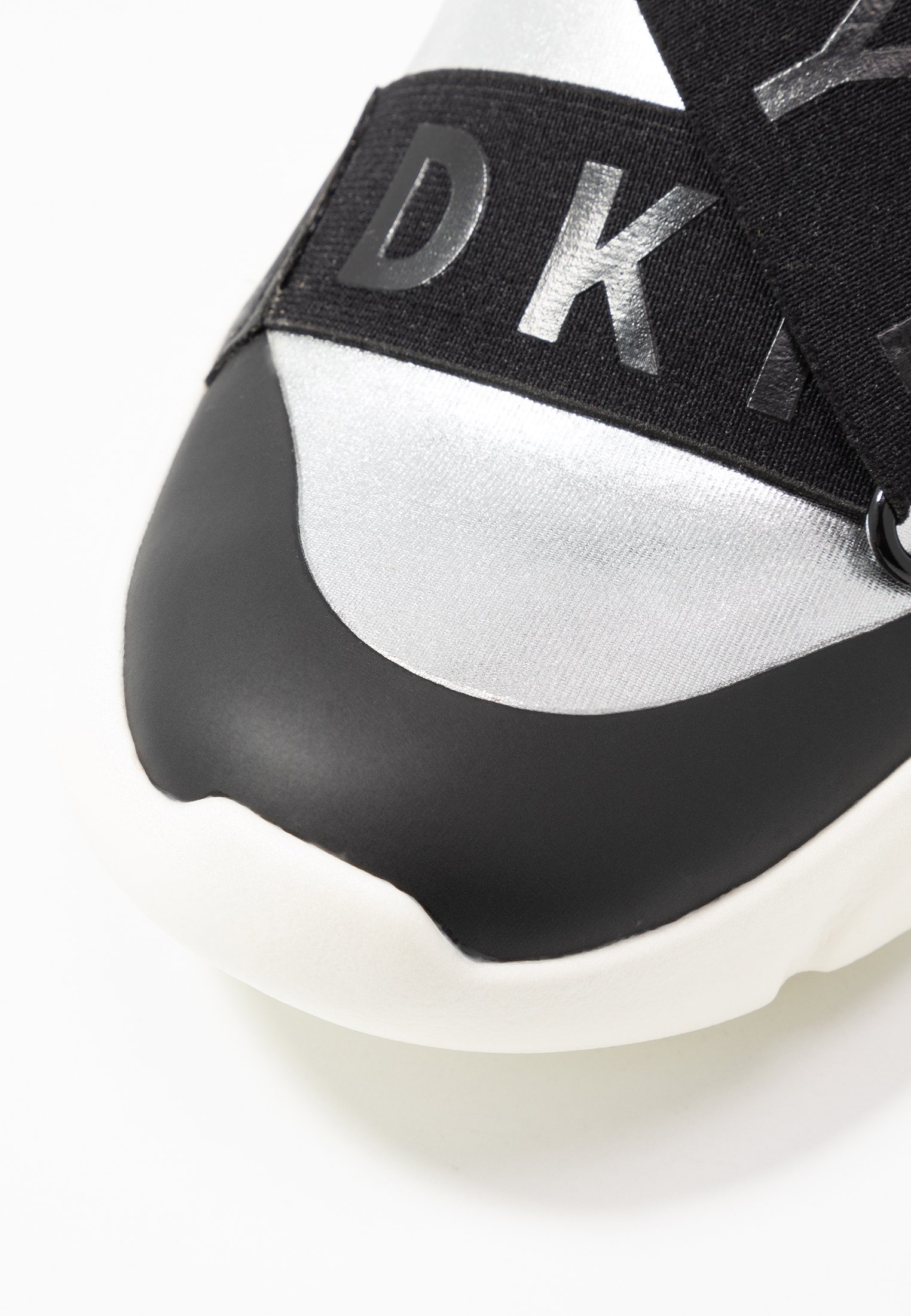dkny clara sneakers