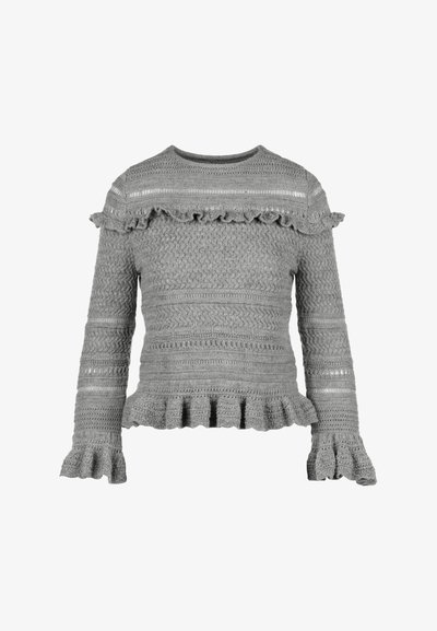 Szürke kötött pulóver hosszú ujjakkal, fodros díszítéssel a vállakon és mandzsettákon, texturált mintákkal és peplum alsó résszel.
