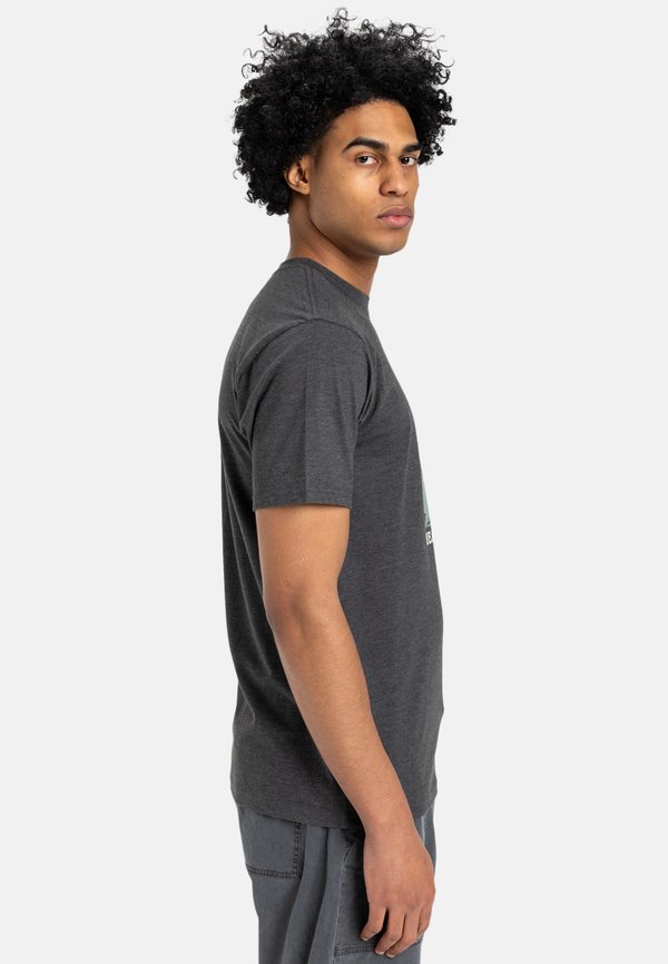 FEEL THE OUTSIDE - Print T-shirt - kta4