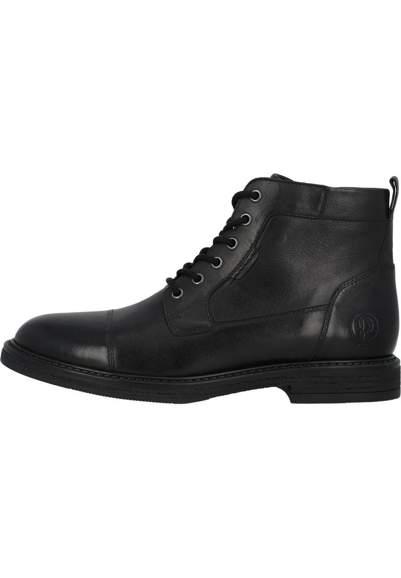 Stivale alla caviglia in pelle nera con punta rotonda, lacci davanti e dettagli di cucitura discreti. Presenta un tacco basso e un logo impresso sul lato.