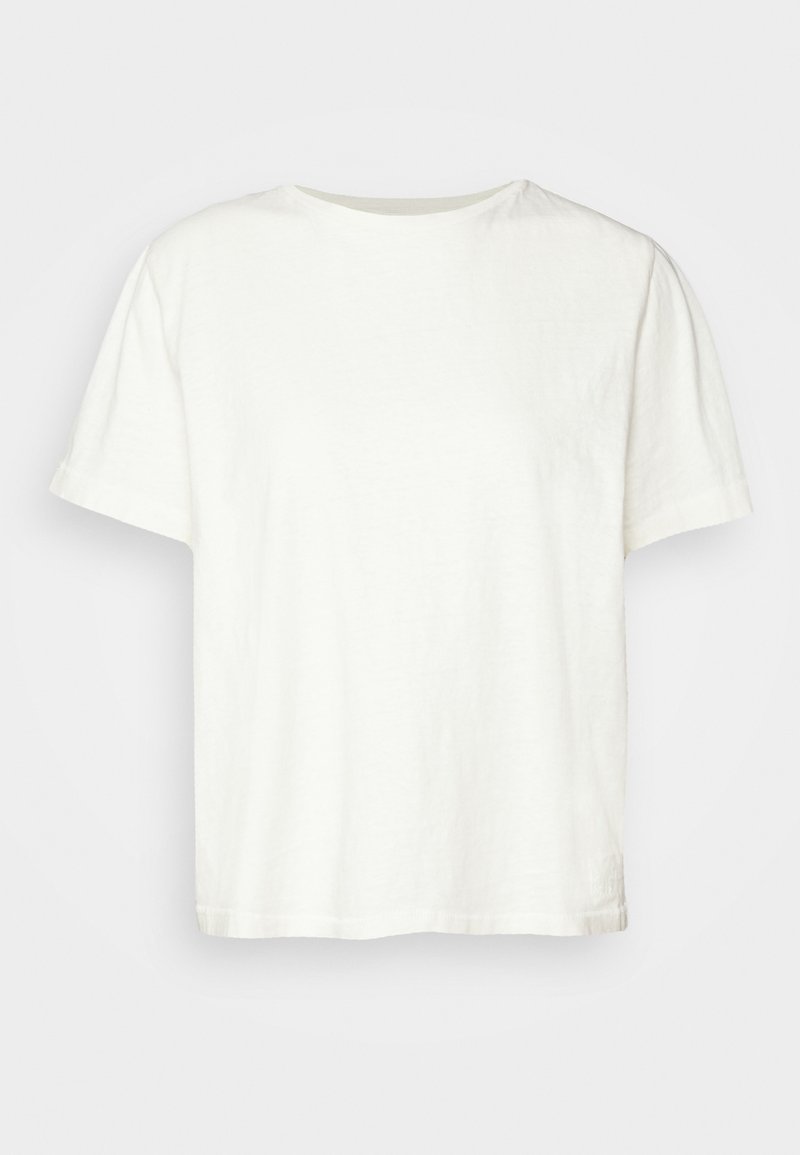 Hvid T-shirt med korte ærmer lavet af blødt, let stof. Har rund hals og afslappet pasform, med syninger i kanten og ingen synlige mønstre.