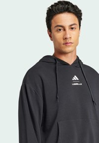 adidas Performance LES MILLS GRAPHIC - Felpa con cappuccio - black