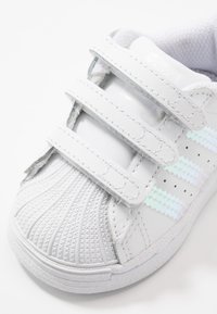 sweat femme adidas gris