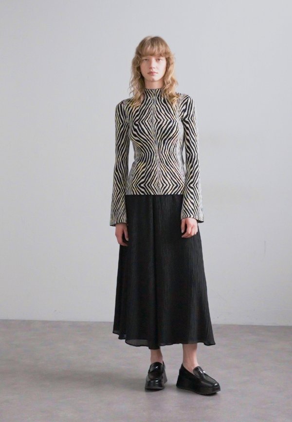 INDY FLATFORM LOAFER - Wedges4