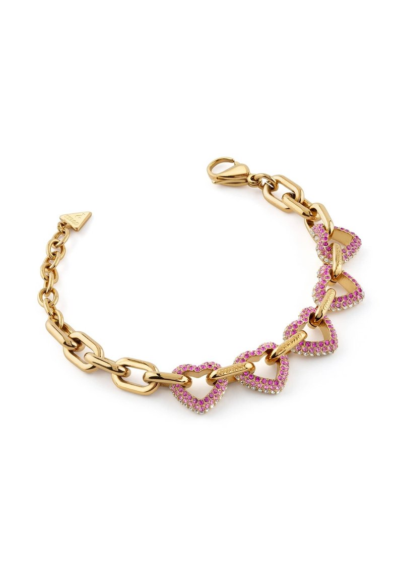 Bracciale in oro con cinque maglie a forma di cuore decorate con pietre rosa, alternate a maglie lisce in oro, con chiusura a moschettone.