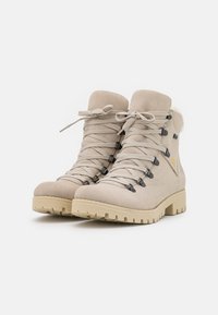 Rieker Talvesaapad - cliff/bianco