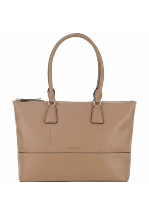 Borsa a tracolla in pelle tan con doppio manico, chiusura con zip e cucitura a contrasto. Presenta un logo e un design minimalista. Texture liscia.