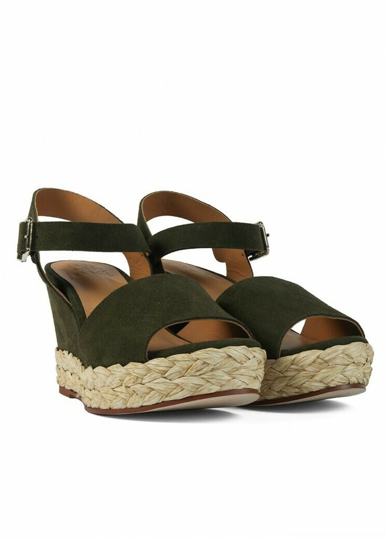 Un Paso Más ESPARTO TRENZADO - Sandalias de cuña - verde/verde oscuro -  Zalando.es