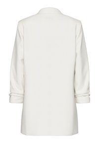 Blazer blanc avec des manches longues retroussées, un col à revers et une coupe droite. Texture lisse et design minimaliste sans fermetures visibles.