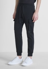 REGULAR FIT - Pantalones cargo - black