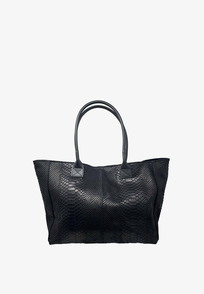 Sort tote bag med et tekstureret, reptil mønster. Har to afrundede hanke og en struktureret design. Lavet af faux læder materiale.