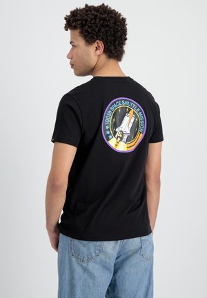 SPACE SHUTTLE T - T-shirt print - black neon purple